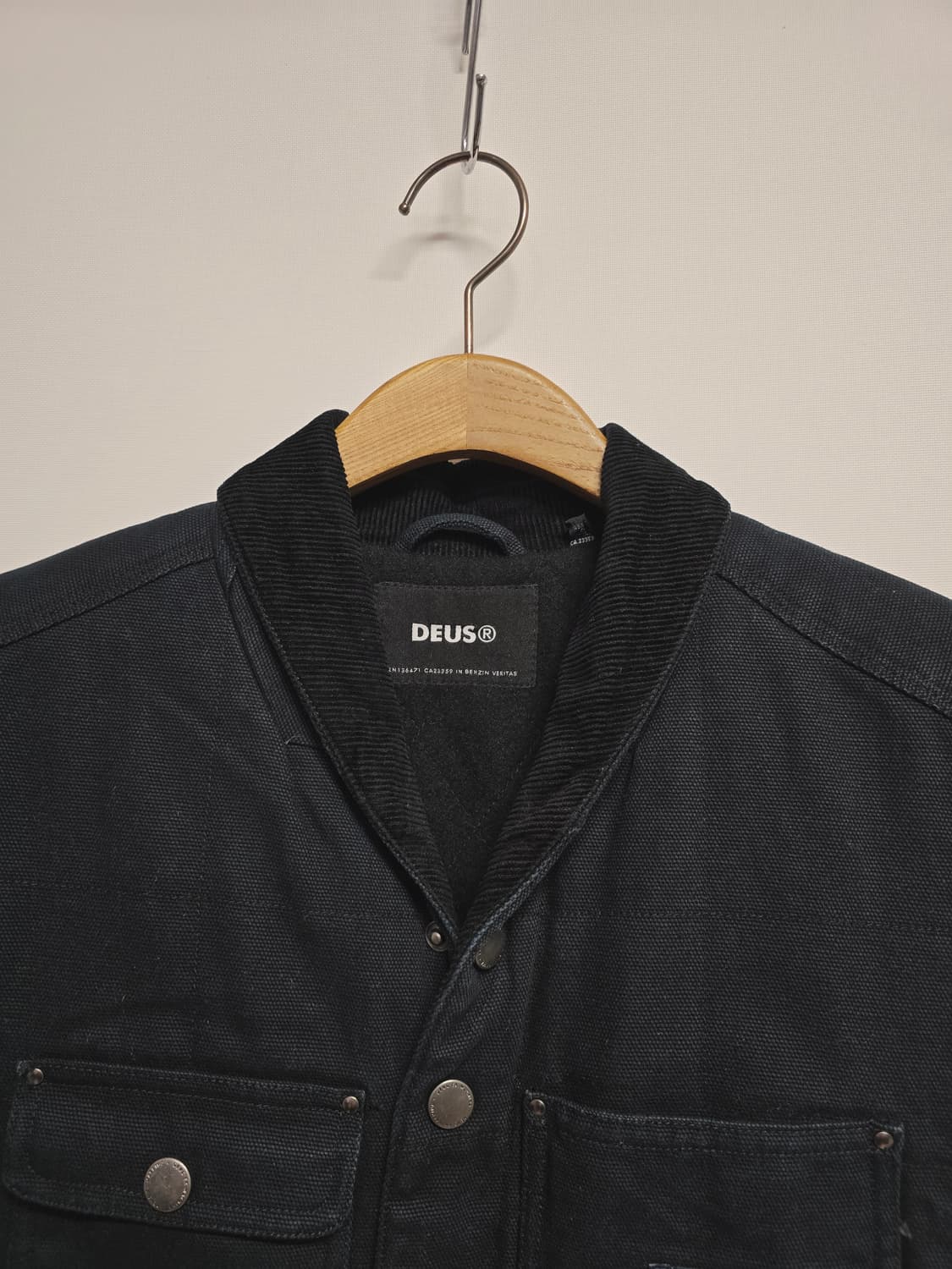 데우스 엑스 마키나 조끼 상품이미지2