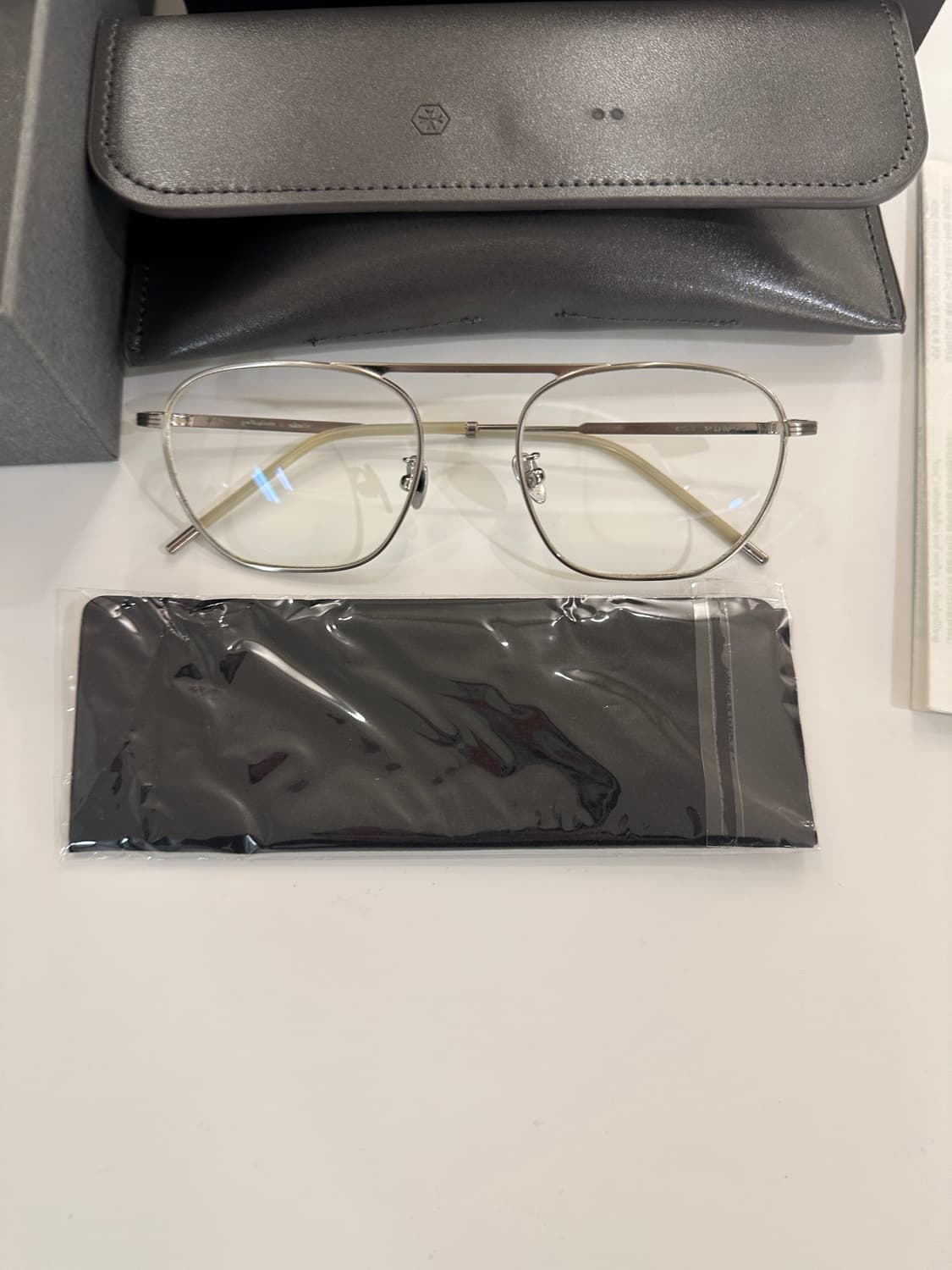 그라픽플라스틱 윤트랙 05 실버테 안경 상품이미지3