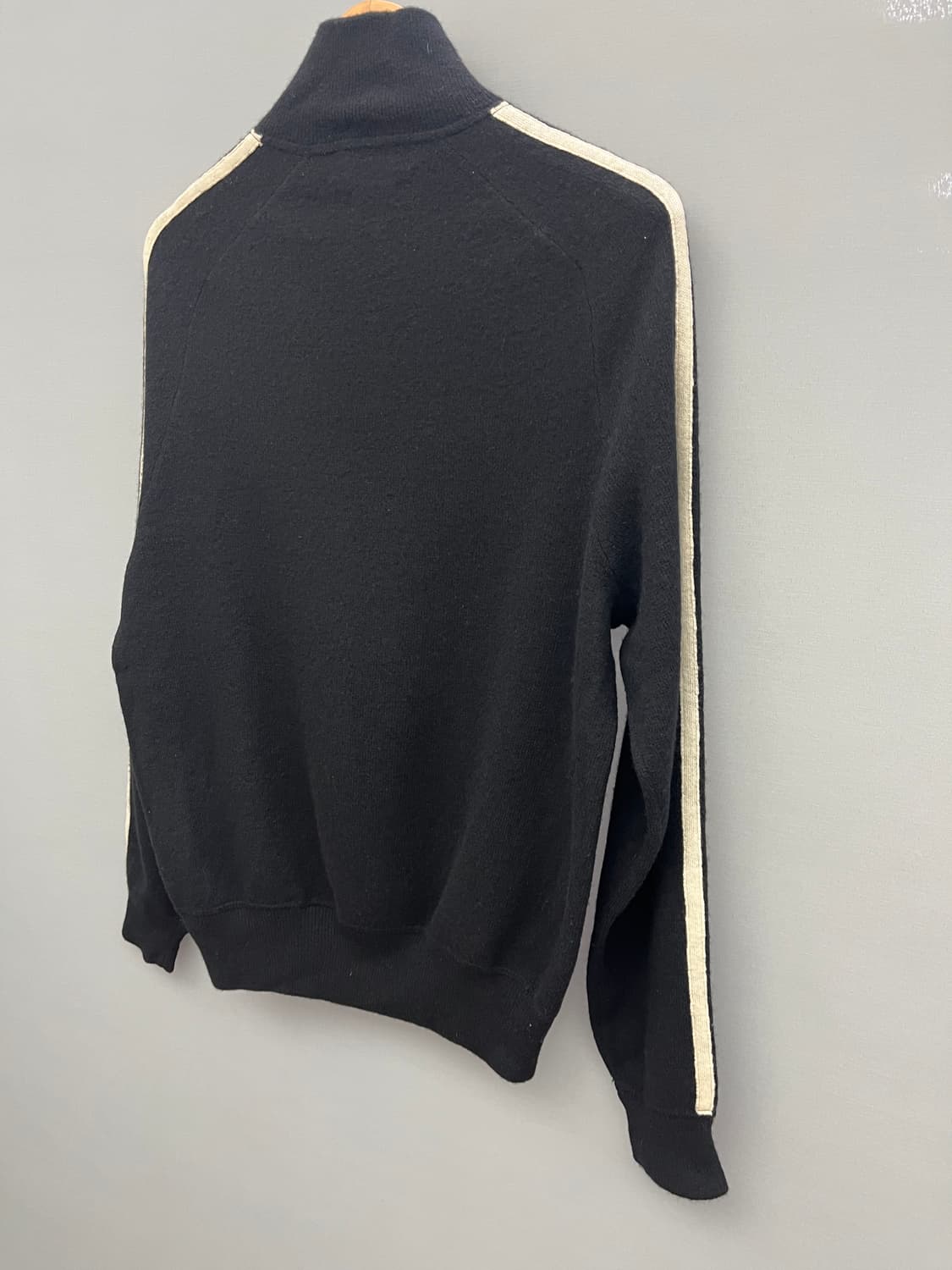 폴로 랄프로렌 시그니처로고 사이드 더블라인 반집업 니트 상품이미지6