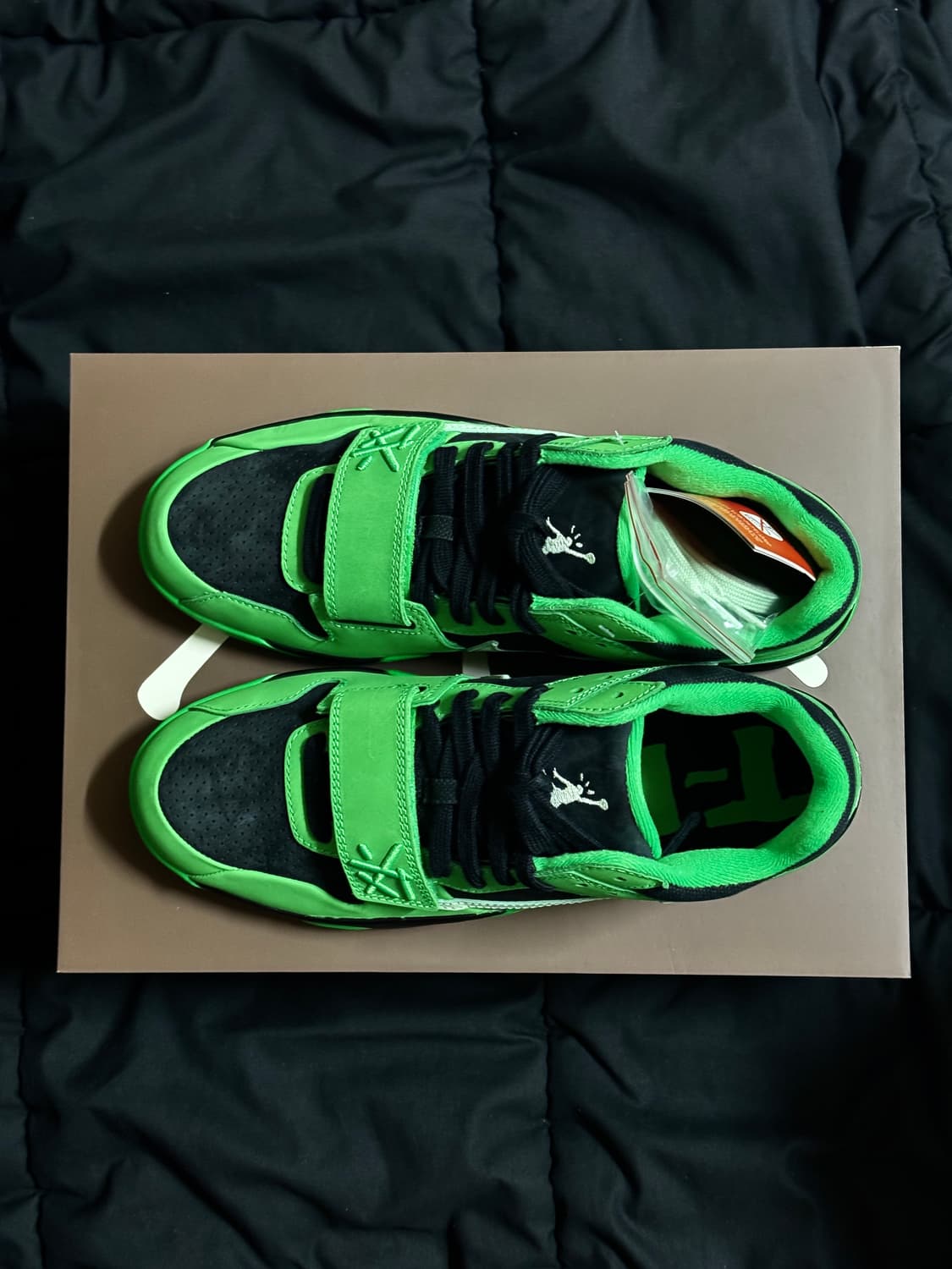 [295] 트래비스 스캇 X 조던 점프맨 잭 TR 그린 새상품 상품이미지4