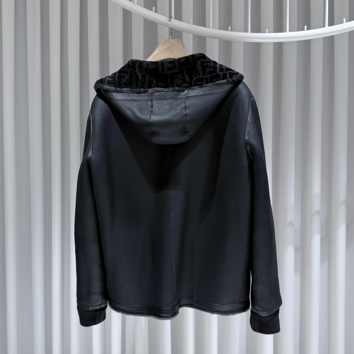 50 / 펜디 시어링 레더 리버시블 무스탕  상품이미지7