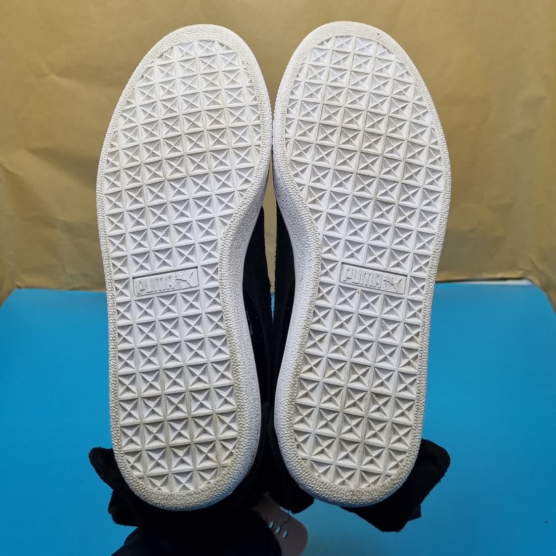 푸마 바스켓 하트 페이던트 블랙 235 상품이미지3