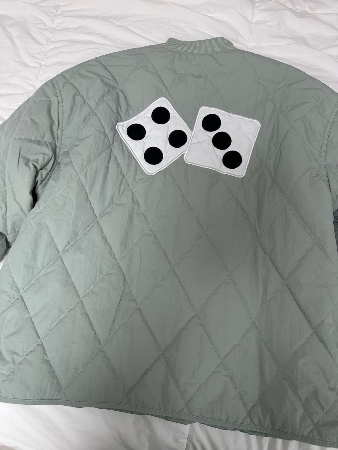 스투시 경량 패딩 상품이미지1