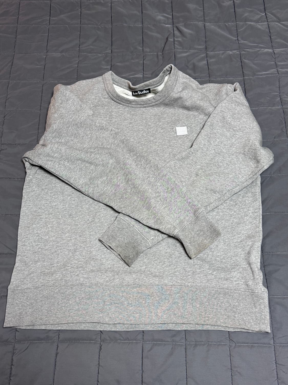 아크네 페어뷰 맨투맨 XL 회색 상품이미지5