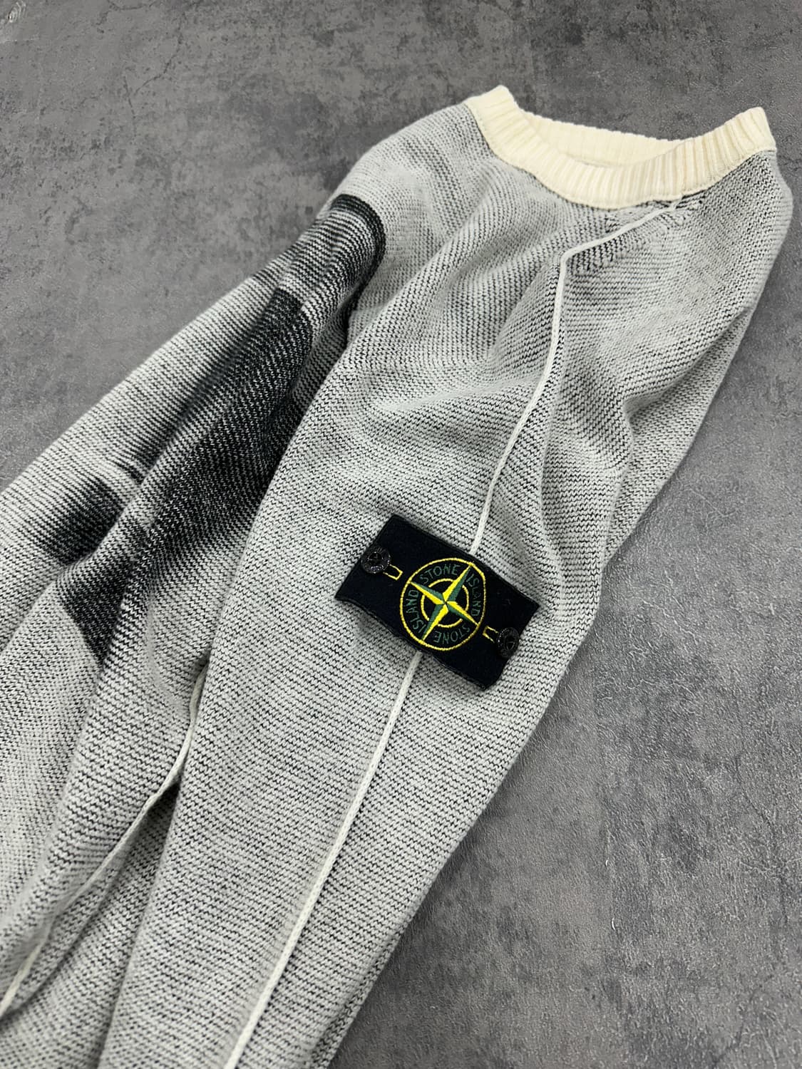 정품 스톤아일랜드 니트S 상품이미지7