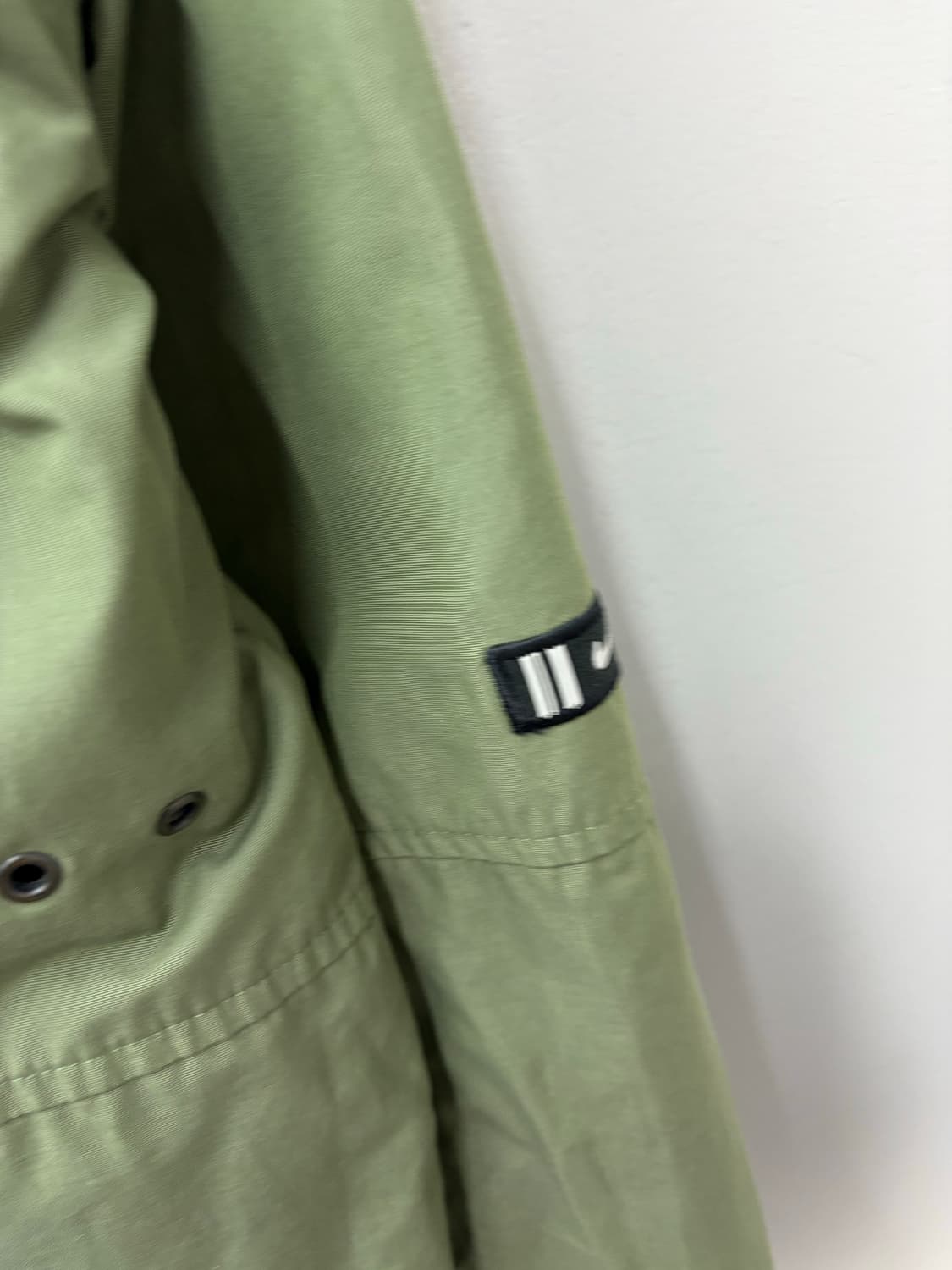 나이키 빈티지 윈드브레이커 카키 자켓 A3371 상품이미지5