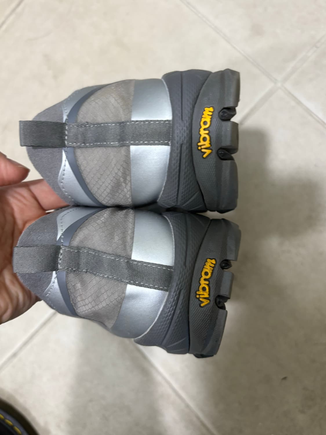 로우클래식 비브람 스니커즈 실버 245 상품이미지7