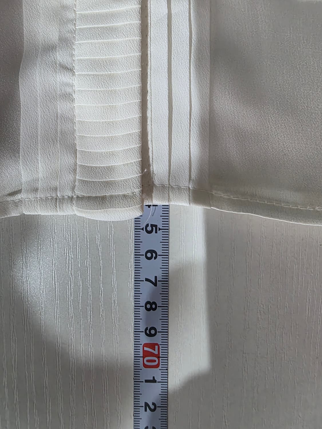 크로커다일 레이디 핀턱 실크 블라우스 100 상품이미지5