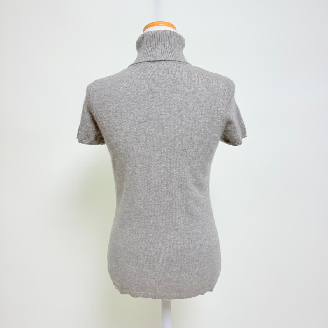 [캐시미어 100%] 유니클로 그레이 반팔 터틀넥 목폴라 니트 M 상품이미지3