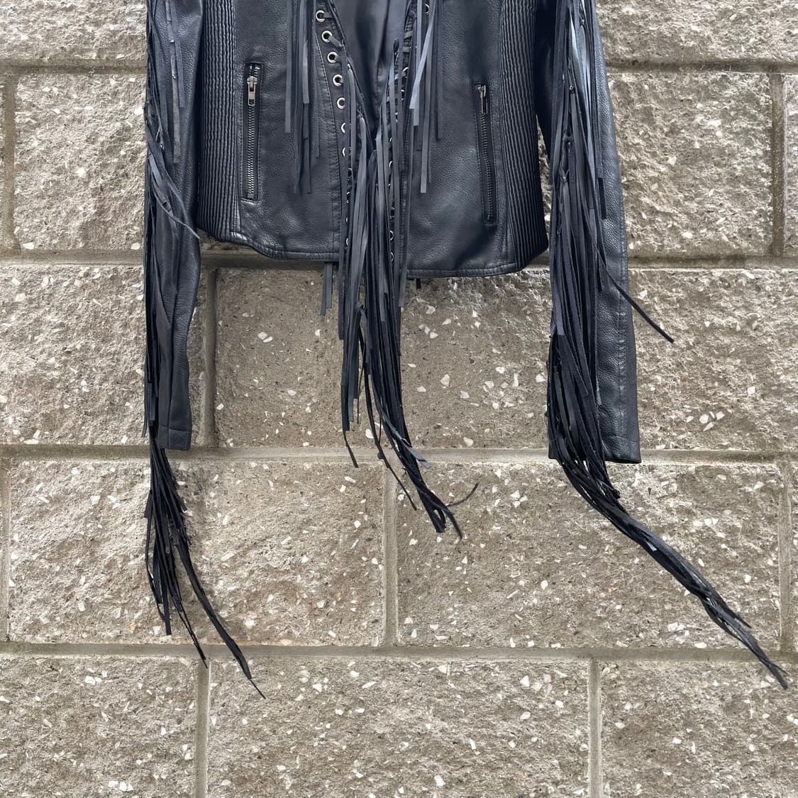 [M] YAMEI  레이스업 디테일 프린지 여성 레더 자켓 상품이미지6