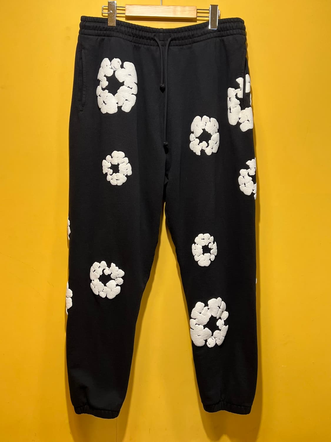 [XL] 데님 티어스 더 코튼 리쓰 스웨트팬츠 블랙 상품이미지1