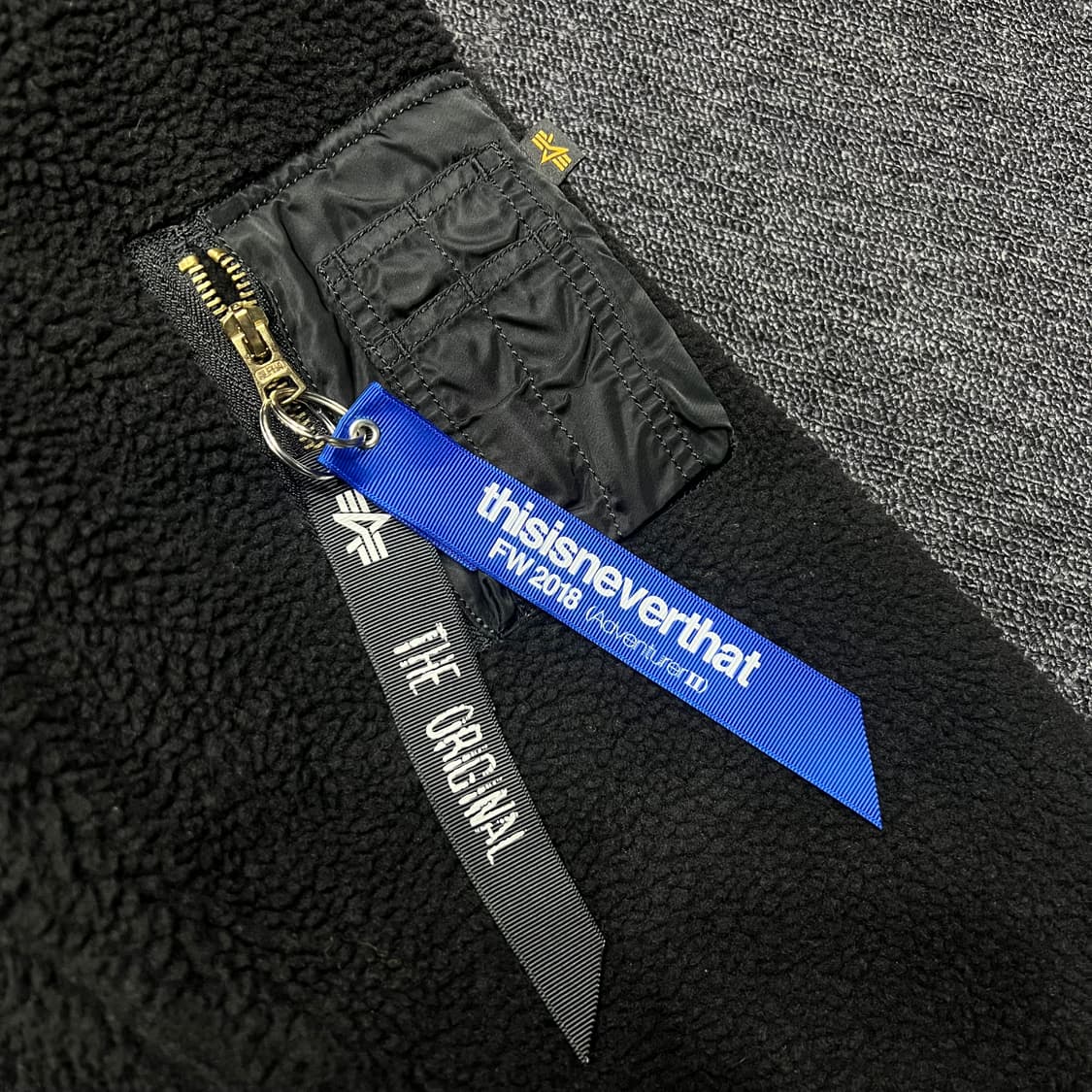 알파인더스트리 x 디네댓 콜라보 리버시블 ma-1  상품이미지8