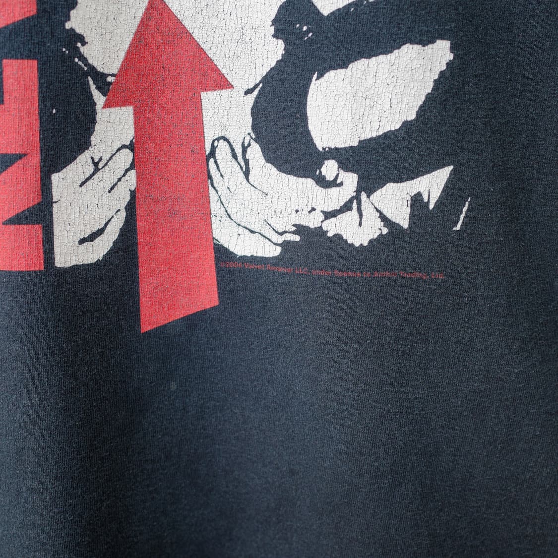 2004 Velvet Revolver"Contraband" T-shirt 상품이미지3