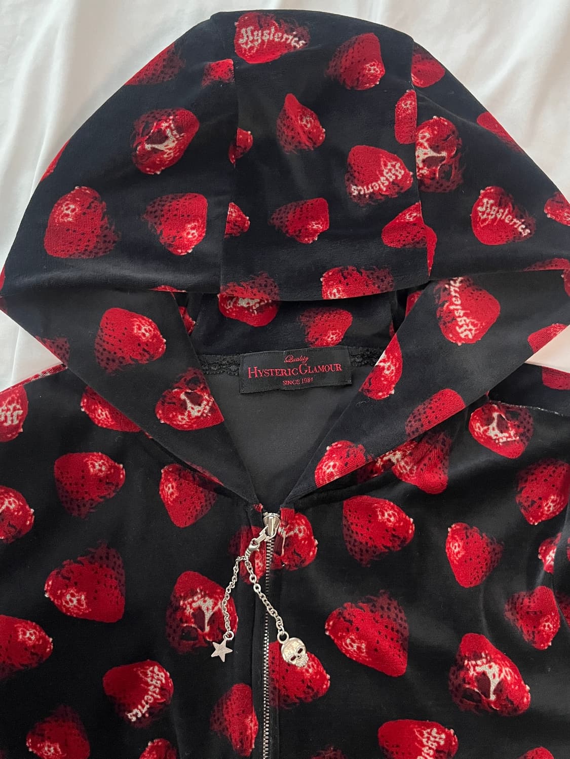 히스테릭 글래머 스컬베리 해골 딸기 후드집업 상품이미지4