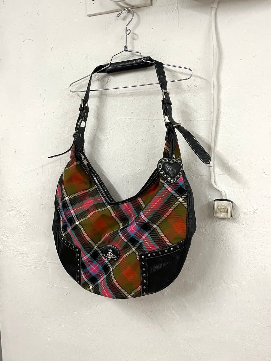 비비안웨스트우드 체크 울 크로스 바디백 상품이미지3