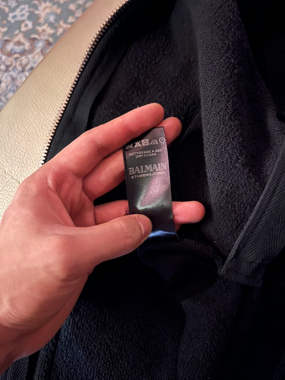 Balmain Sleeveless Embroidered Hoodie 상품이미지5