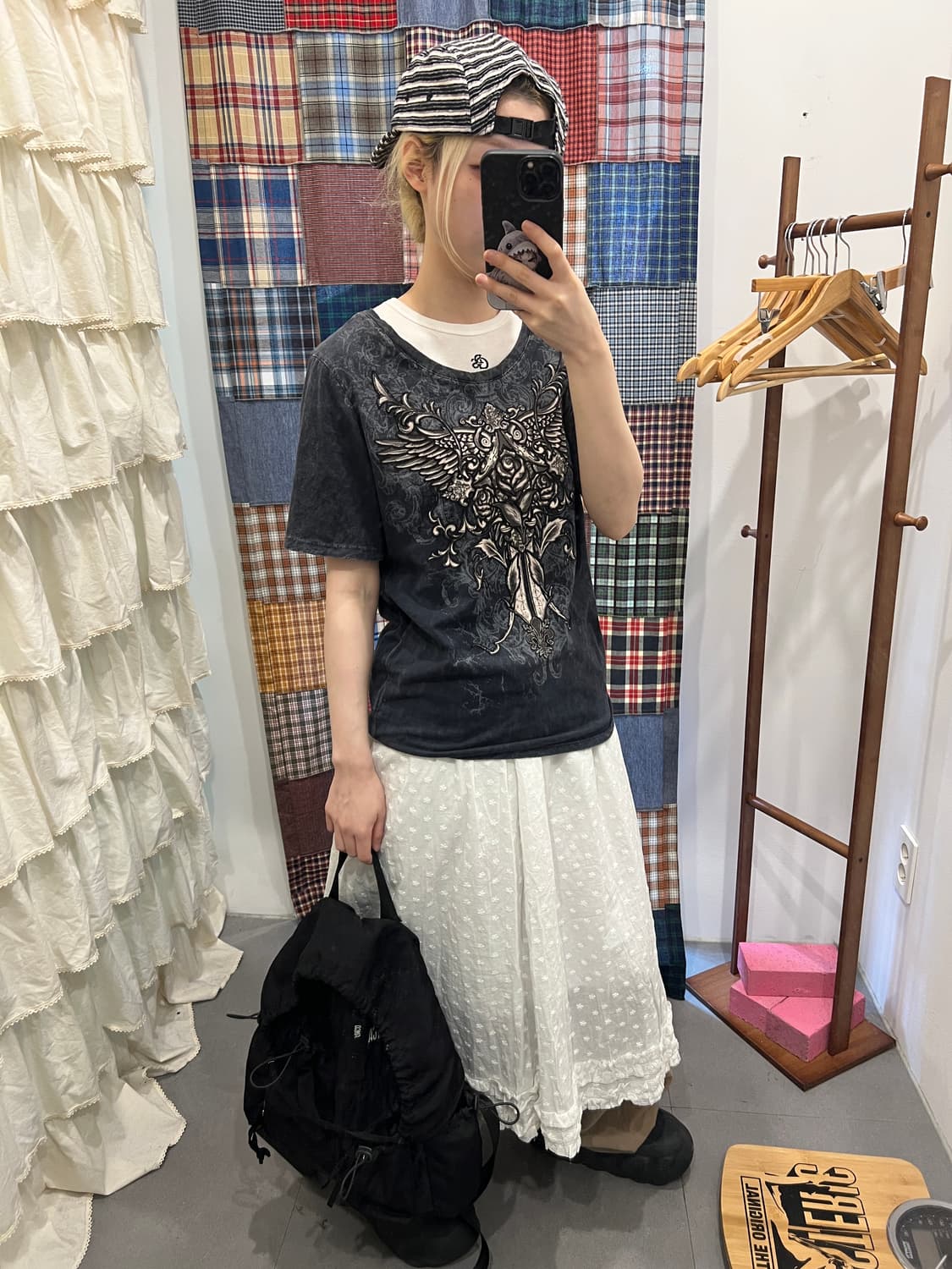 벅카루 차콜 프린팅 반팔 상품이미지2