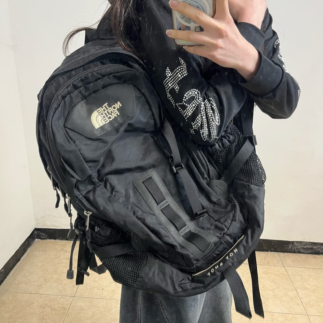 The North Face Hot Shot backpack 상품이미지2