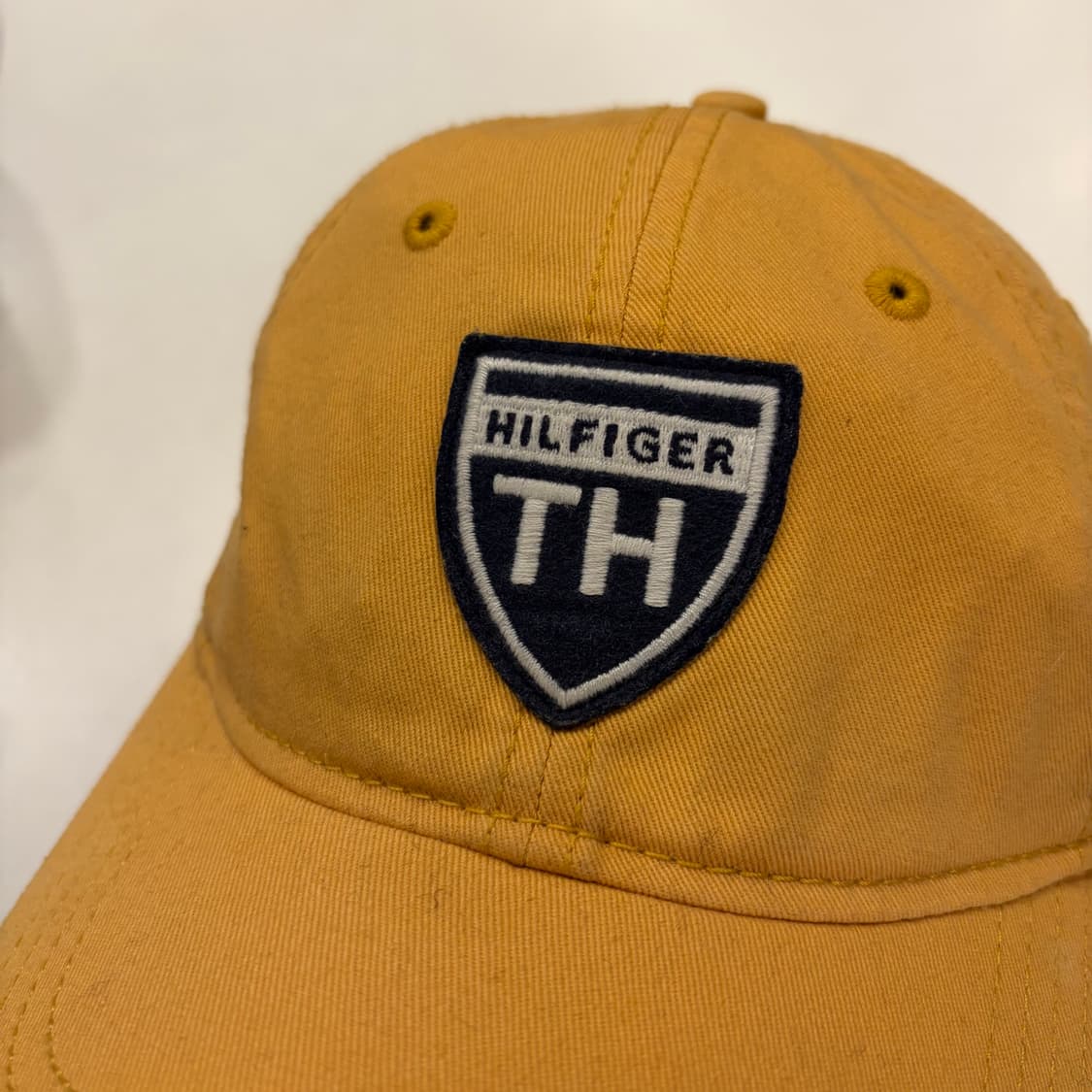 타미힐피거 옐로우 볼캡 모자 상품이미지2