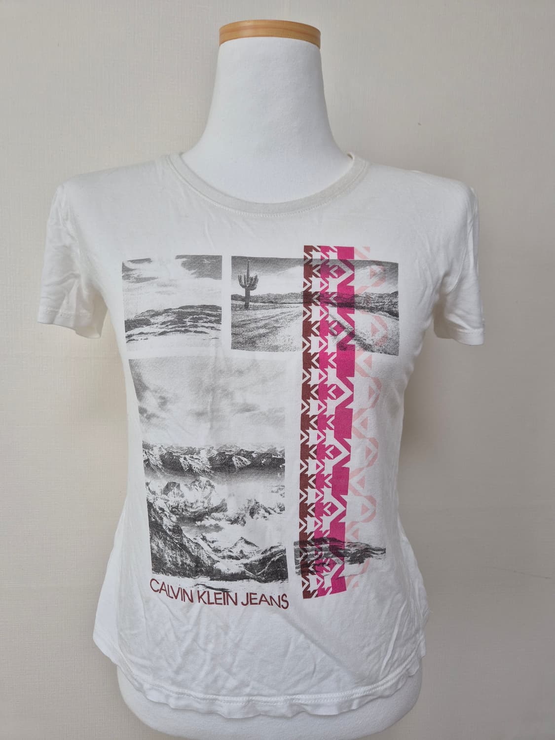 캘빈클라인 반팔티 상품이미지2