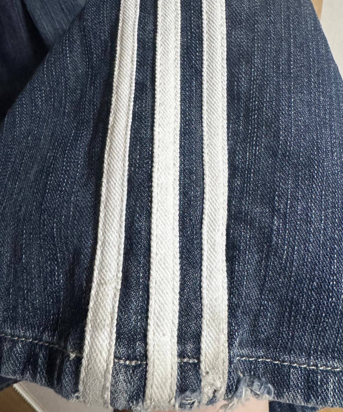 [S] 발렌시아가 아디다스 데님 배기 팬츠 중청 상품이미지4