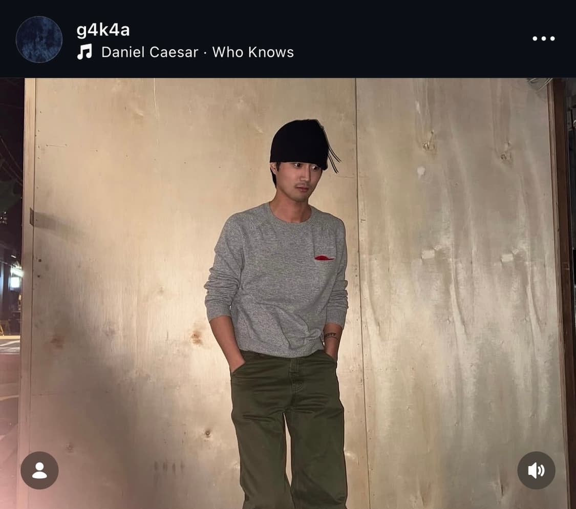 HEARTCUT KNIT(GREY/RED) L사이즈 상품이미지1