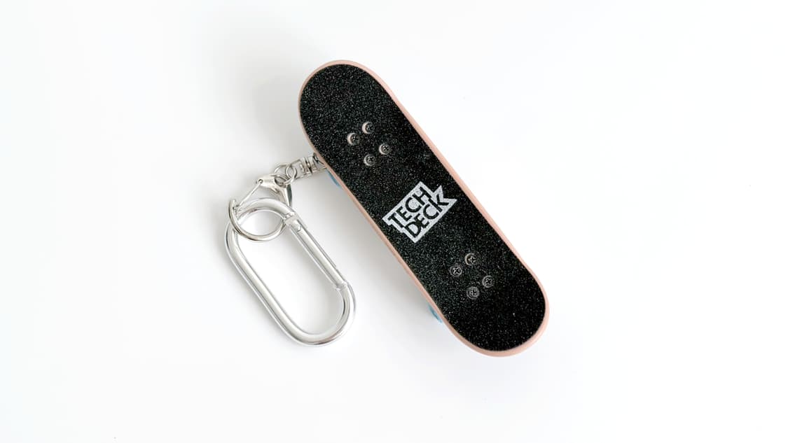 TECH DECK 핑거보드 줄이어폰 키링 키체인 ‘Girl’ 상품이미지5
