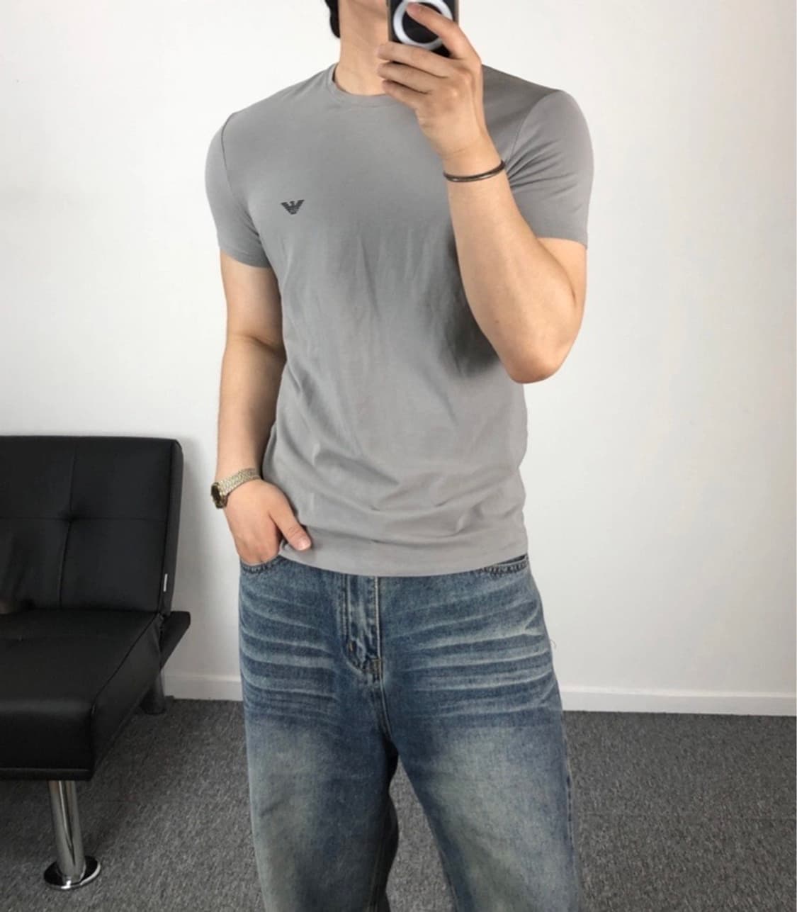 아르마니 신세계 정품 머슬핏 반팔 그레이 상품이미지1