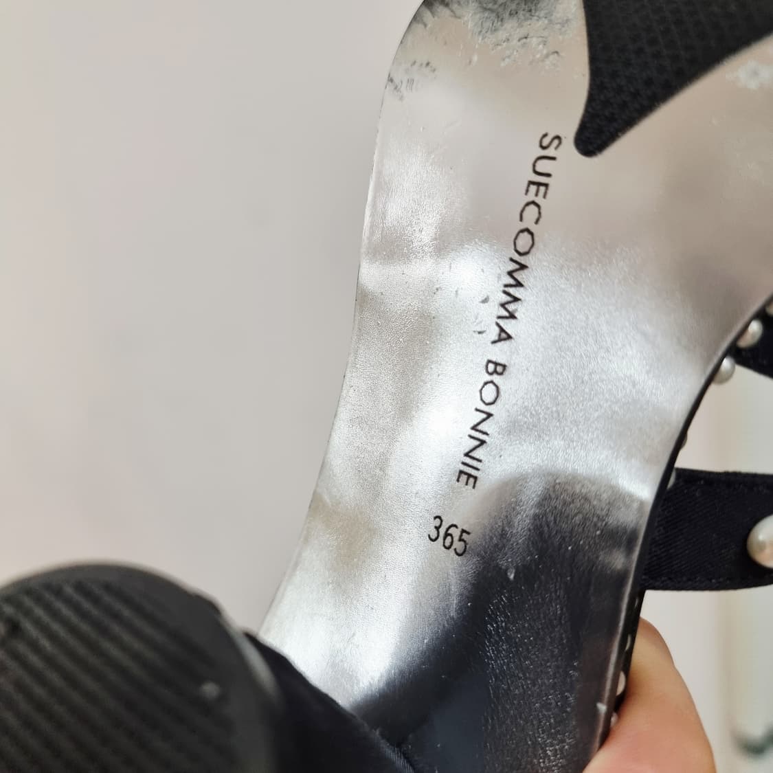 슈콤마보니 SCB컬렉션 진주장식 샌들힐 뮬 (235/표기365) 상태굿 상품이미지6