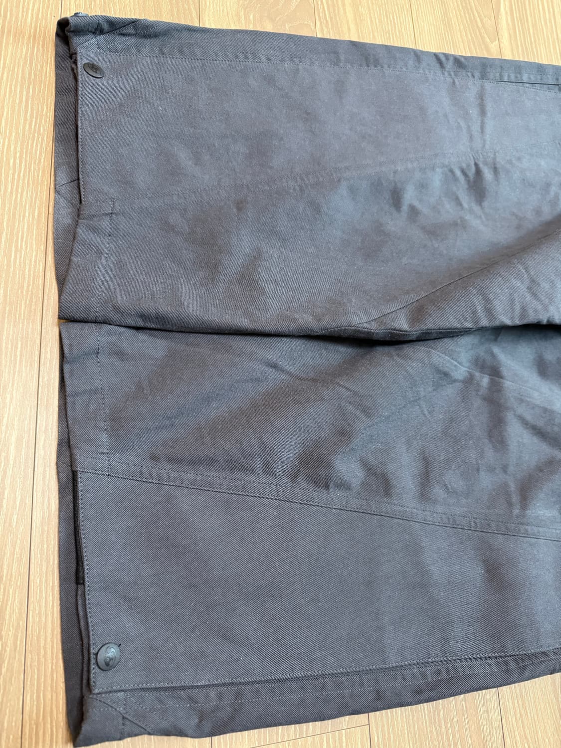 1) 산산기어 와이드 스냅 팬츠 그레이23ss 상품이미지6