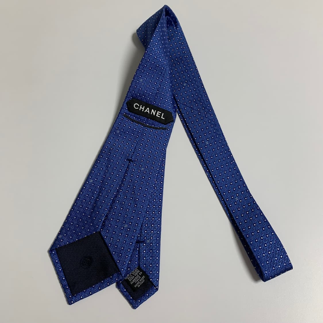 샤넬(CHANEL) 블루 패턴 실크 명품넥타이 최상급 A+ 8.5cm 상품이미지9