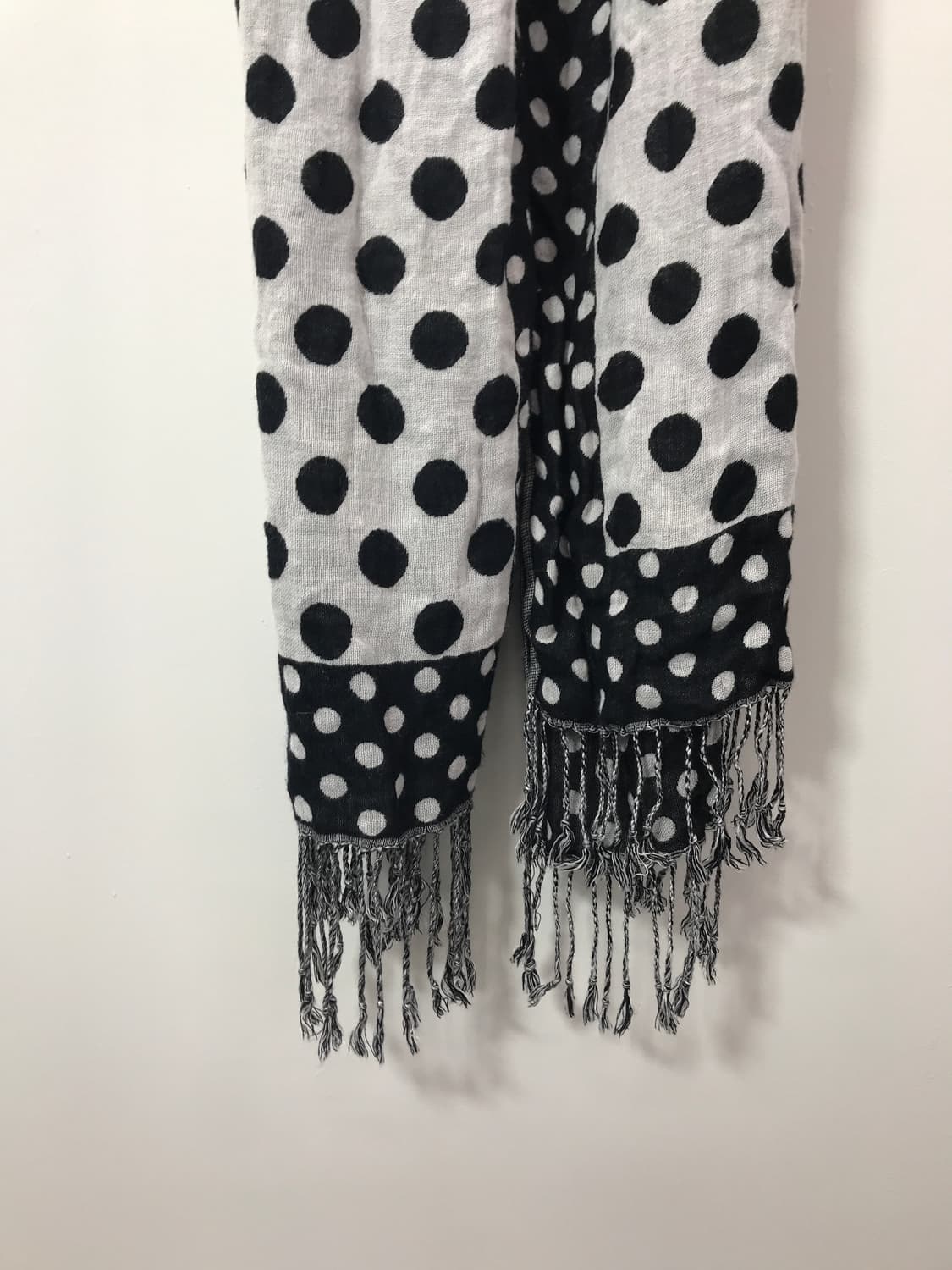 Jpn Black&White Polka Dot Fringe Muffler 상품이미지5