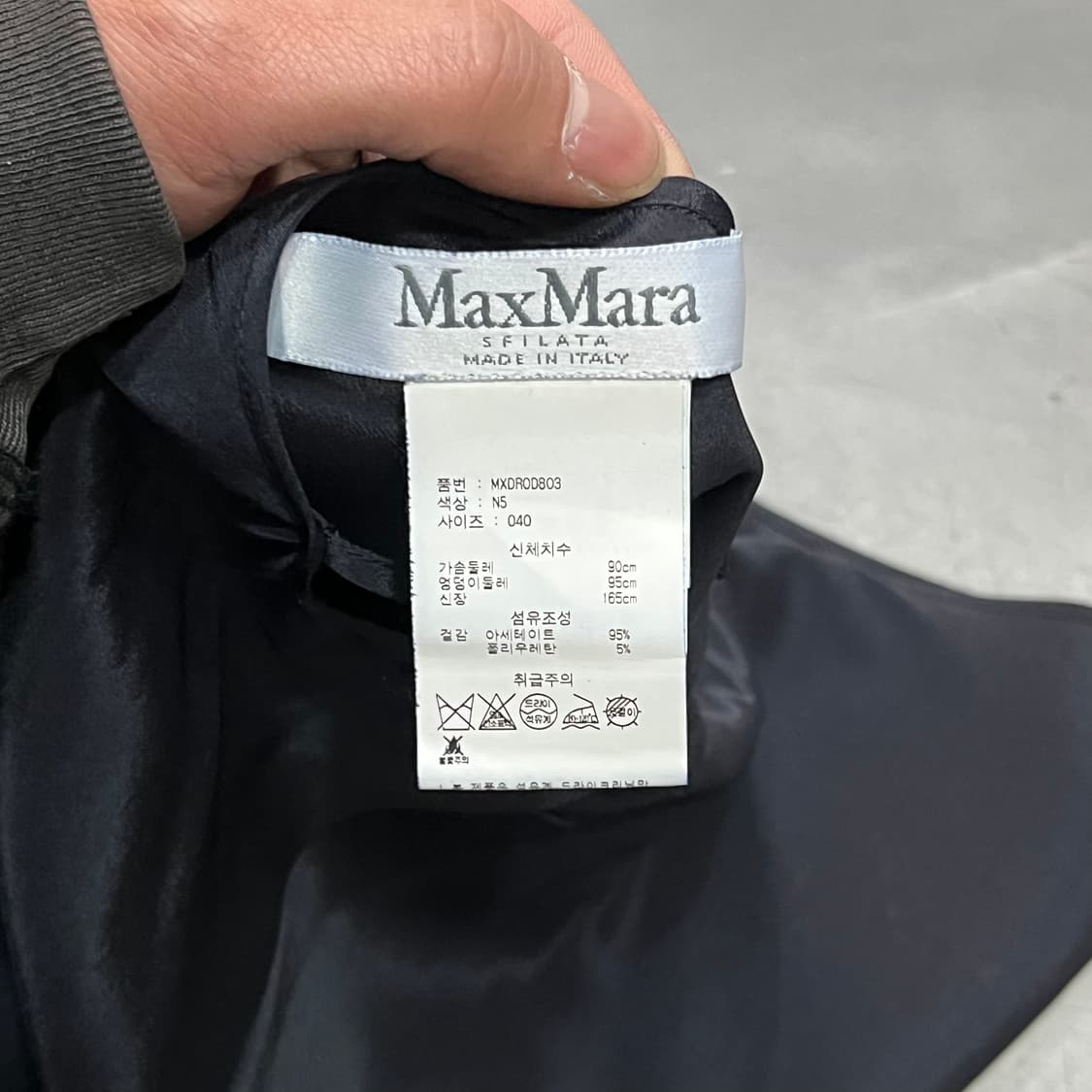  막스마라 다크 슬리브리스 y15572 상품이미지5