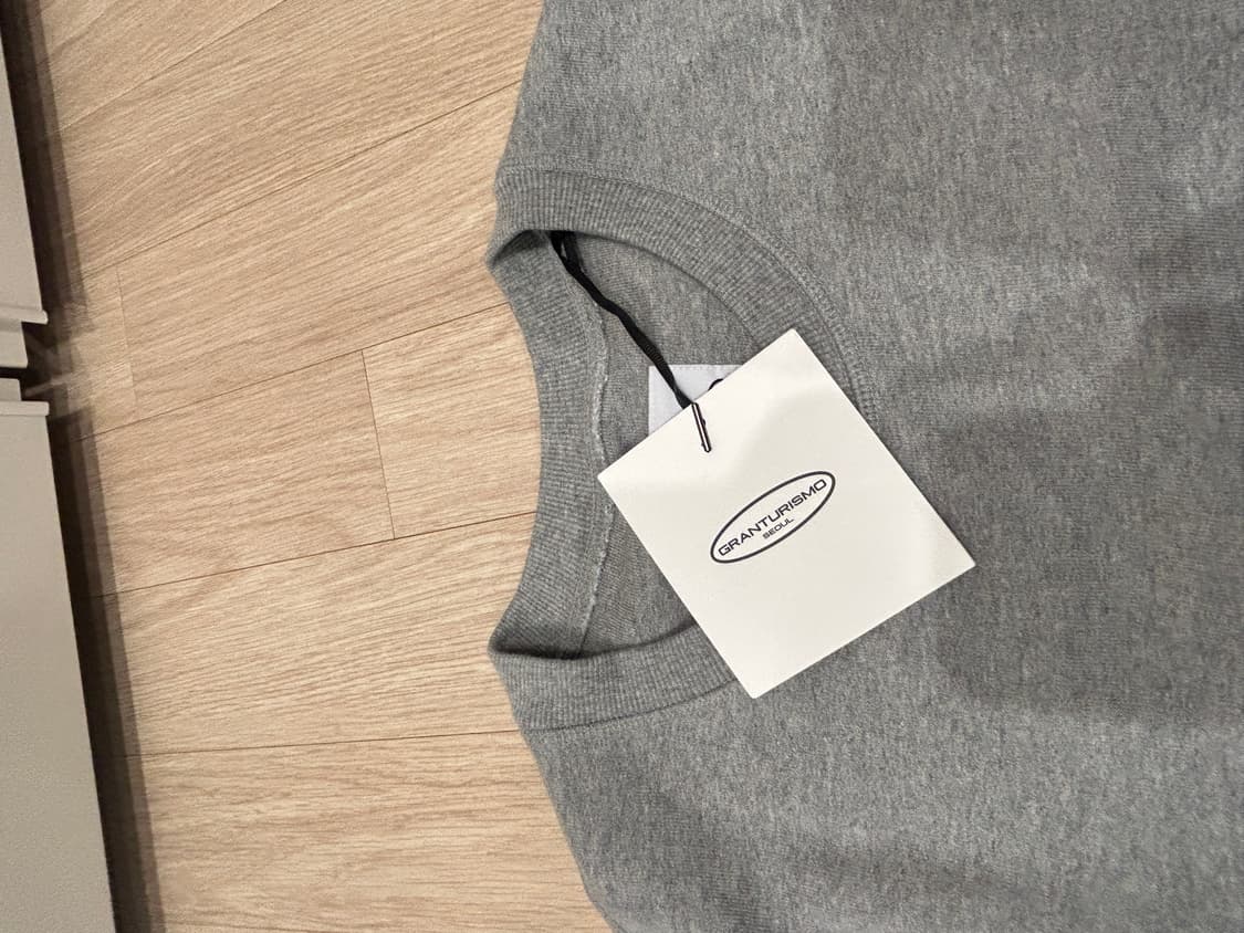 그란투리스모 서울 나이트 플라워 발색 그레이 맨투맨 XL 상품이미지7