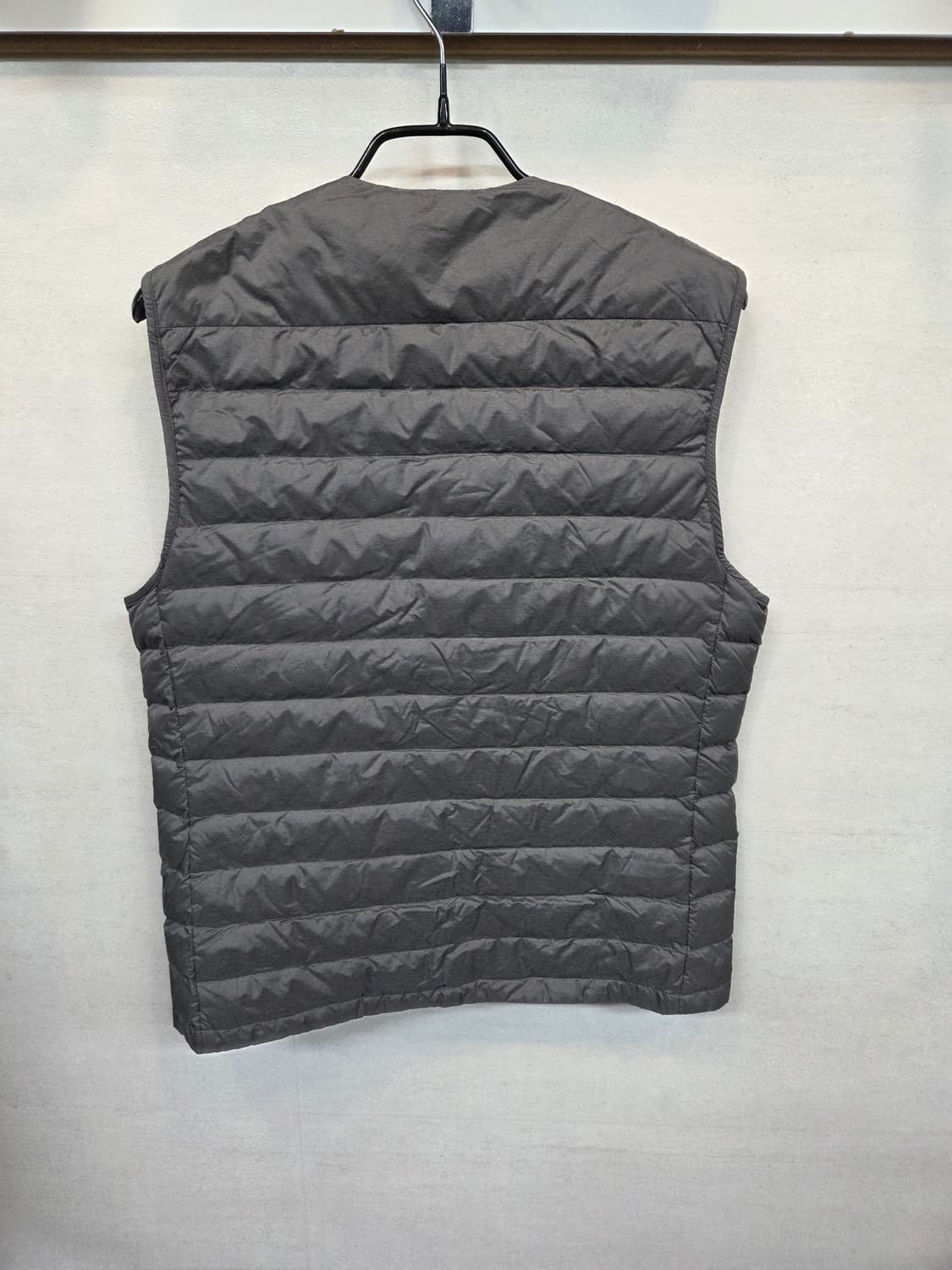 유니클로 경량패딩 조끼 s 상품이미지2