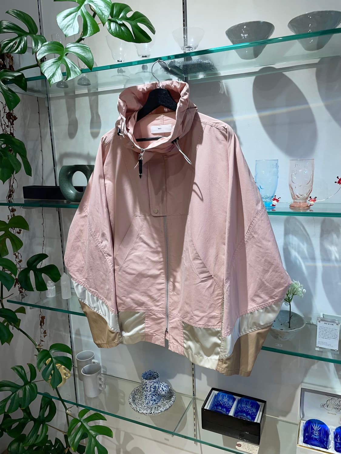 토가 비릴리스 paneled lightweight jacket 상품이미지6