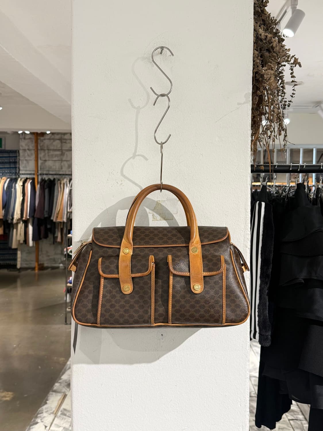 셀린느 브라운 마카담 블라종 토트백 상품이미지2