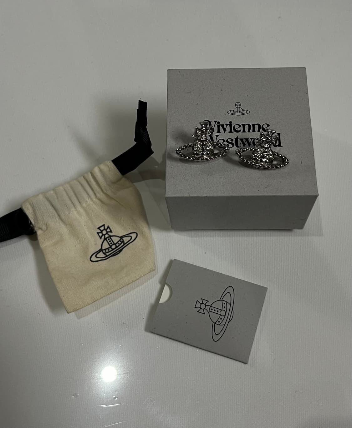 비비안웨스트우드 orb 귀걸이 상품이미지2