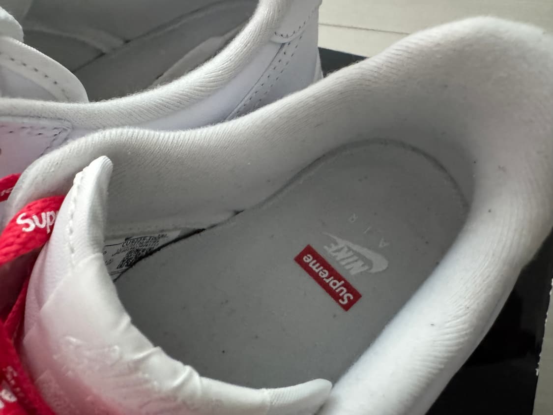 나이키 에어포스 1 로우 SP 슈프림 흰색 250mm 판매합니다 상품이미지7