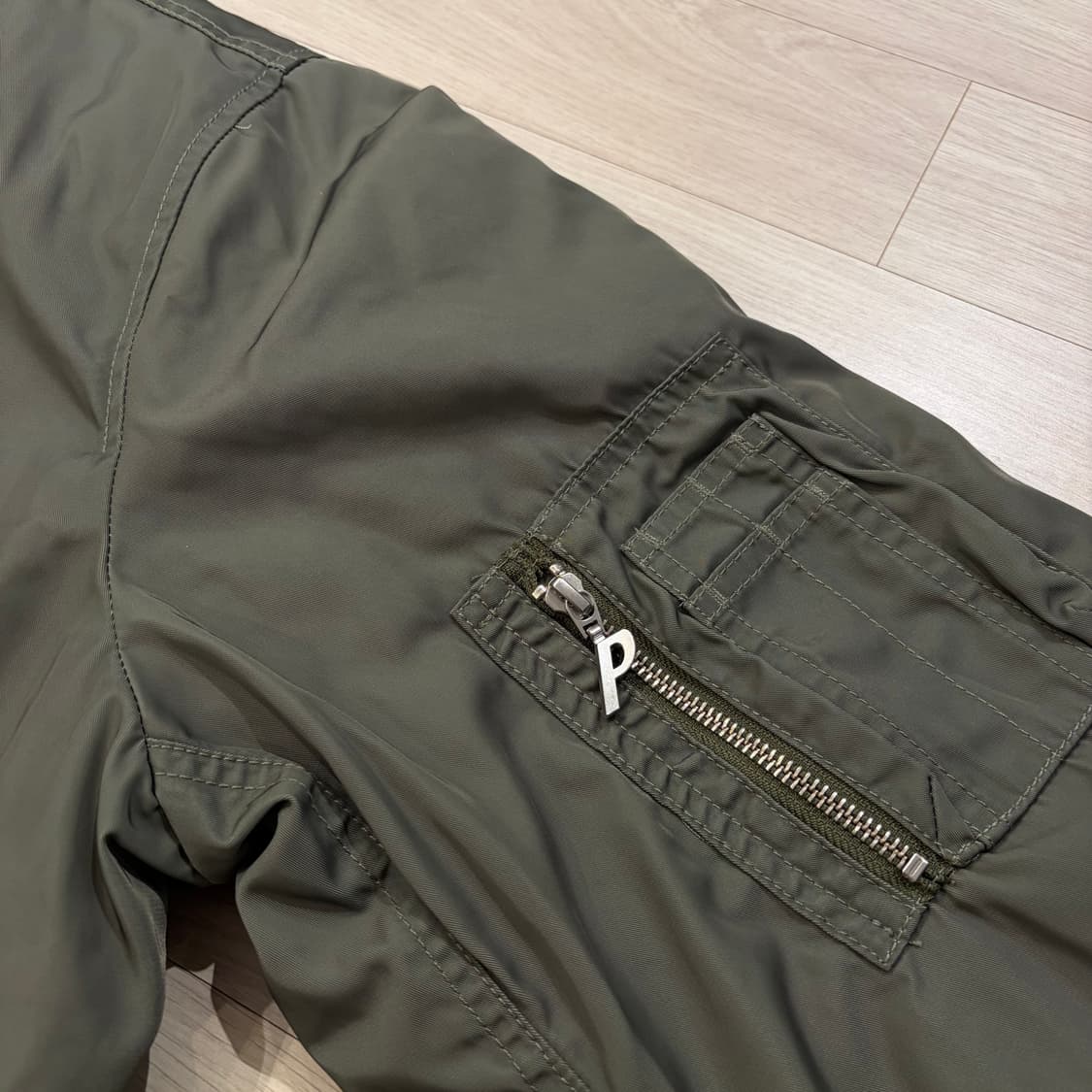 [새상품] Palace 팔라스 Chakra Rave Jacket S 상품이미지9