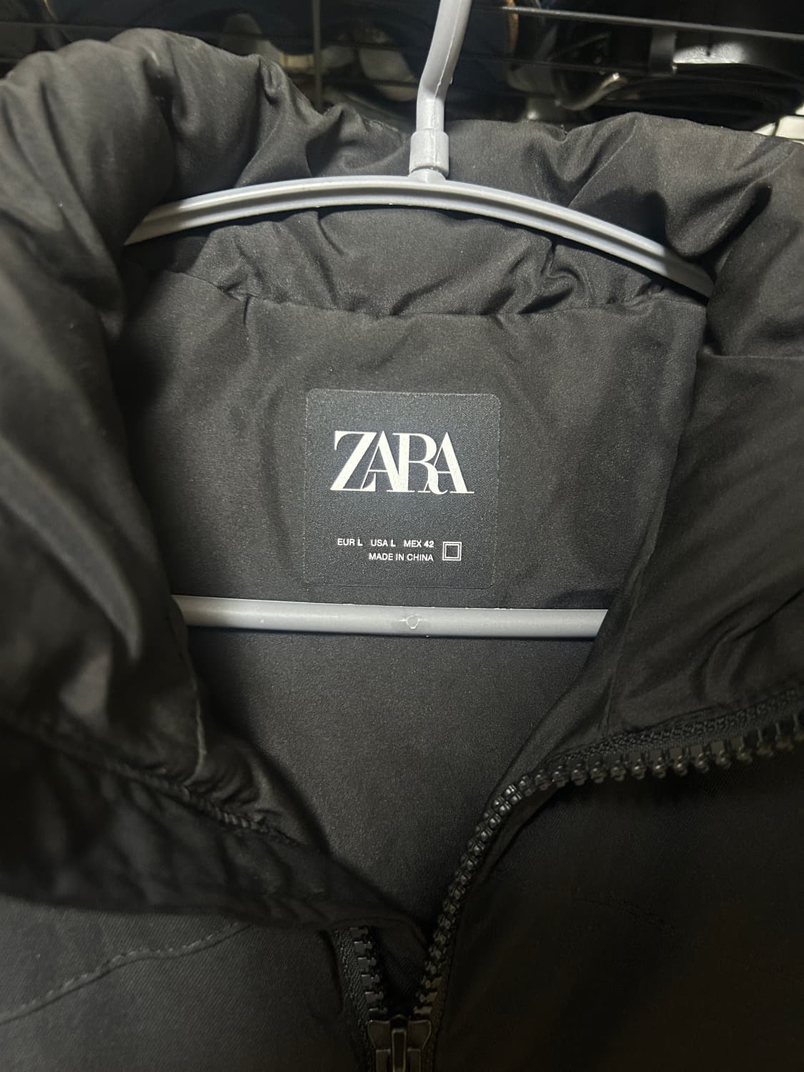 Zara 블랙 포켓 패딩 조끼 상품이미지2
