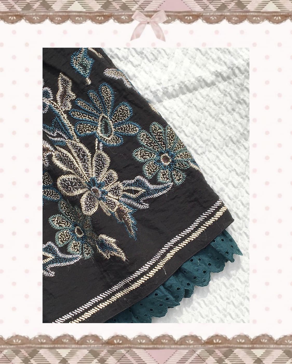 터콰이즈 오리엔탈 자수 펀칭 미디스커트 상품이미지3