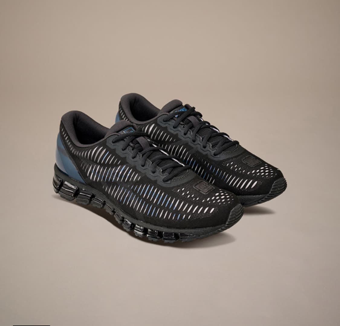 아식스 씨피컴퍼니 젤 퀸텀360 블랙 판매합니다 상품이미지1