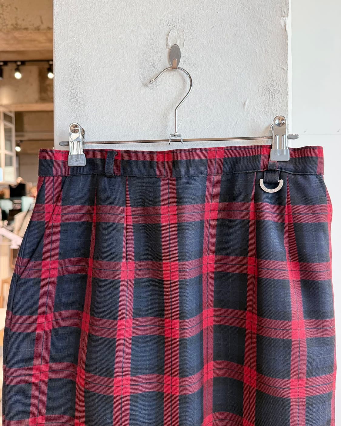 크리스찬 디올 스포츠 레드 체크 미디스커트  상품이미지3