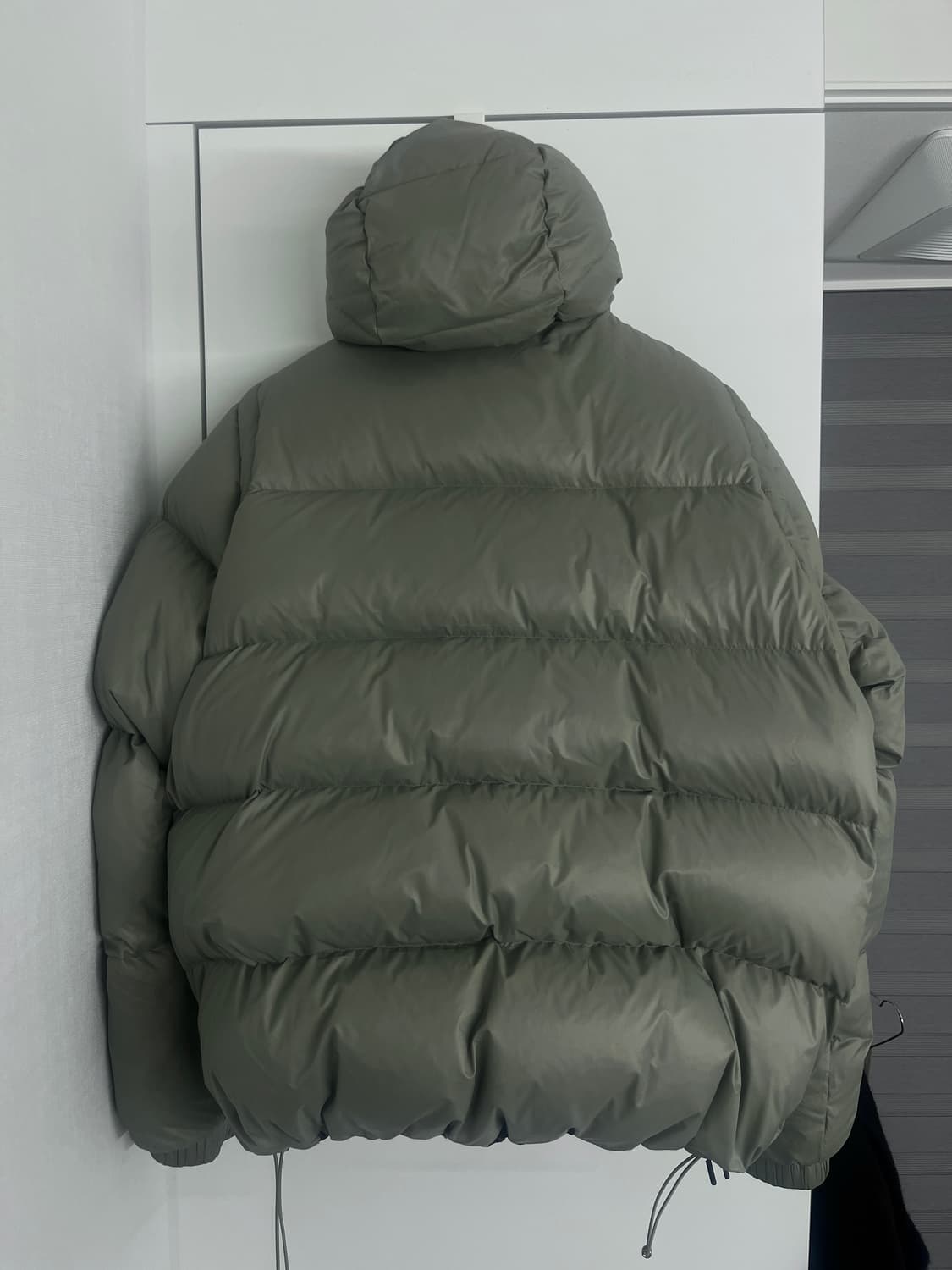 더바이닐하우스 리버시블 패딩 M 상품이미지6