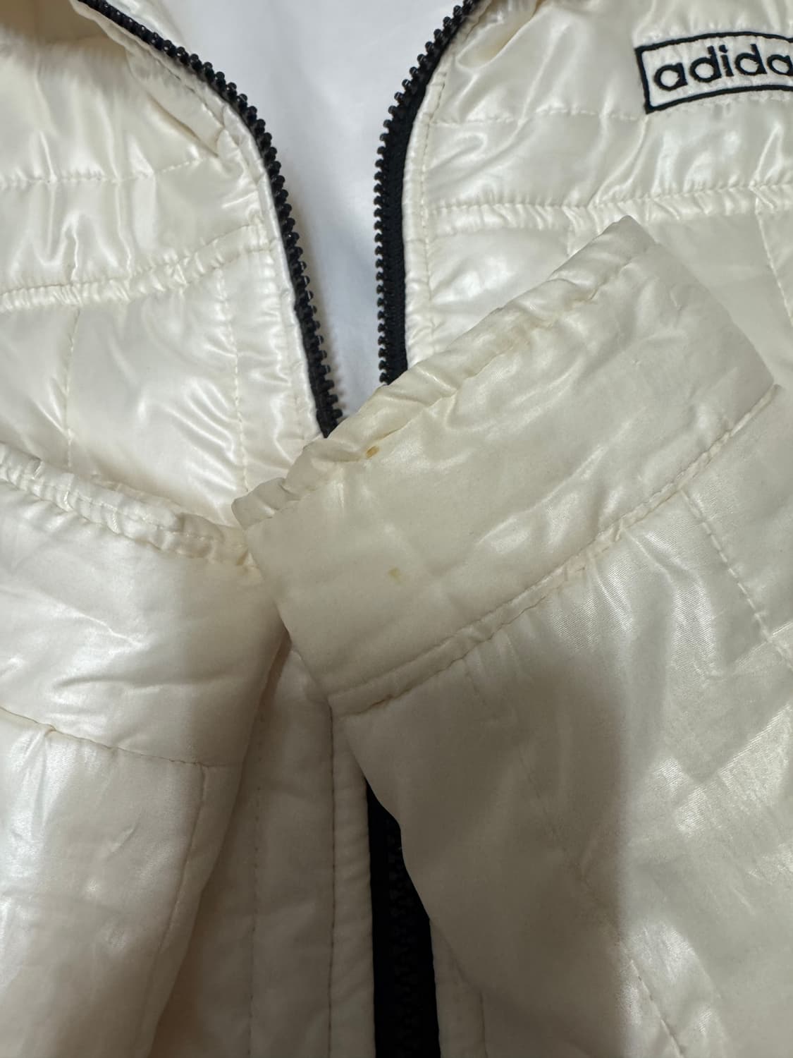 아디다스 올드스쿨 경량패딩 여성 S~M 상품이미지7