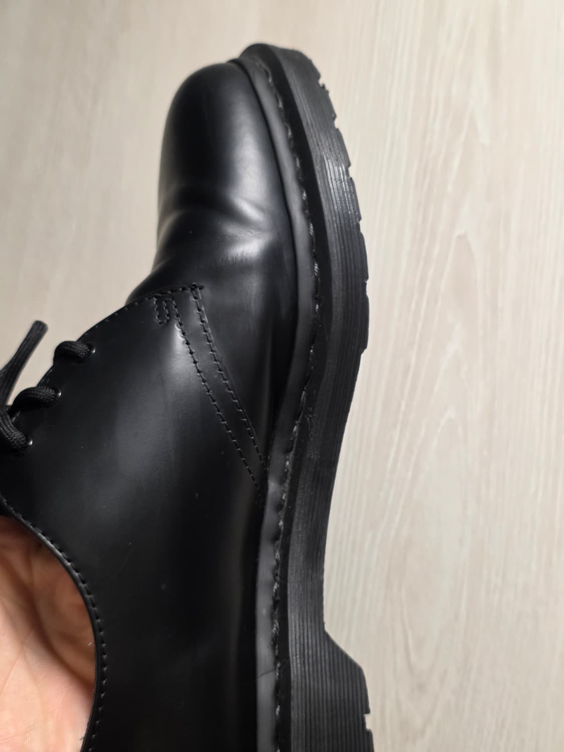 닥터마틴 1461 3홀 모노 블랙 상품이미지3