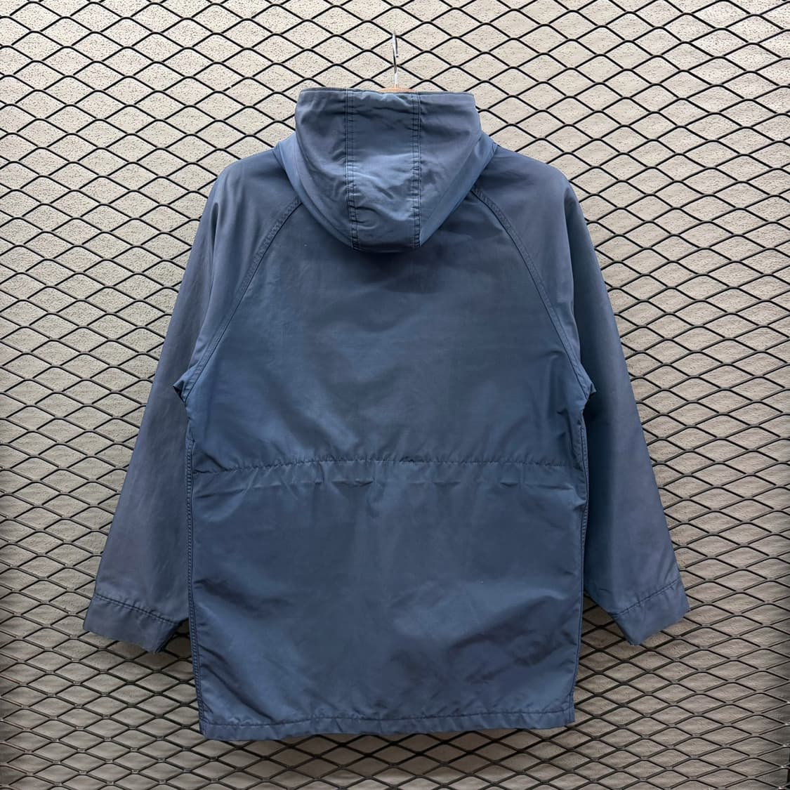 울리치 후드 마운틴파카 멀티포켓 안감체크 기모 디테일 블루 상품이미지3