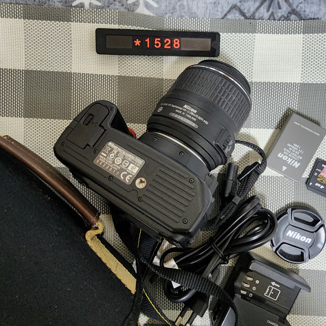 니콘 D3000 디지털카메라 18-55 줌렌즈 가방세트 상품이미지5