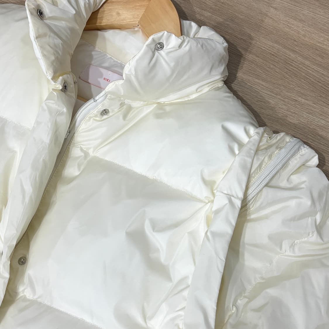 [새상품] 크롭 아이보리색 조끼패딩/ 숏패딩 상품이미지5